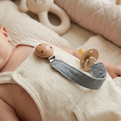 Attache tetine | Pratique et Sécurisée - Brico - Bébé.com
