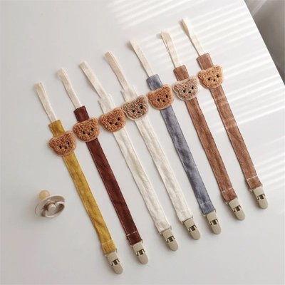 Attache tétine | Pratique et Simple - Brico - Bébé.com