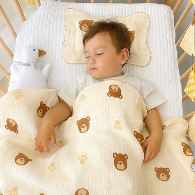 Couverture bébé | Douce et Chaude - Brico - Bébé.com