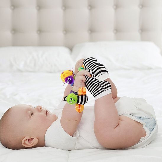 Hochet bébé | Éveil à porter - Brico-Bébé.com
