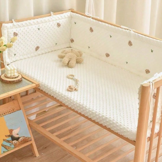 Tour de lit bébé | Douillet et moderne - Brico - Bébé.com